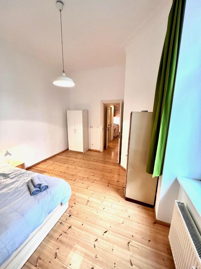 Gemuetliche 2-Zimmer-Wohnung Zentral Friedrichshain Берлин Екстериор снимка