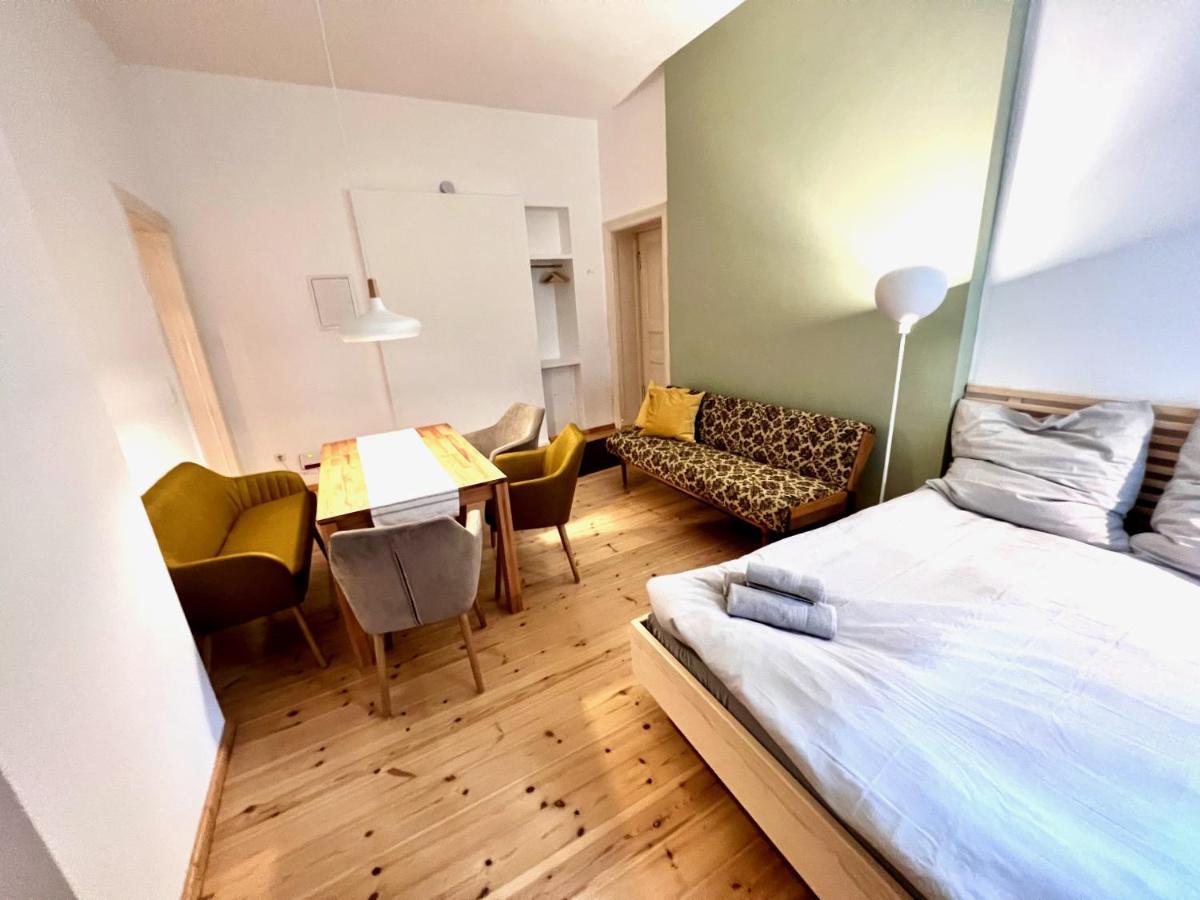 Gemuetliche 2-Zimmer-Wohnung Zentral Friedrichshain Берлин Екстериор снимка